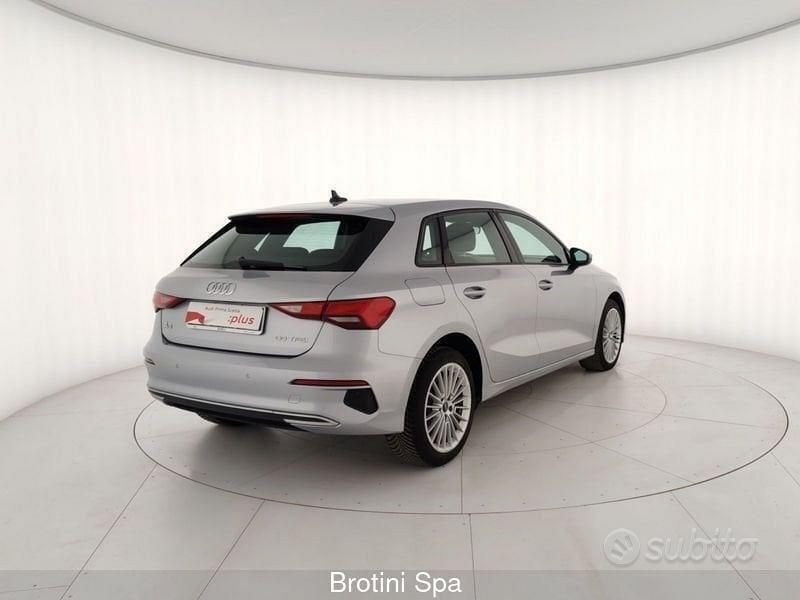 Usata Audi A3 Advanced 110 CV (80 kW) 2021 Argento Berlina