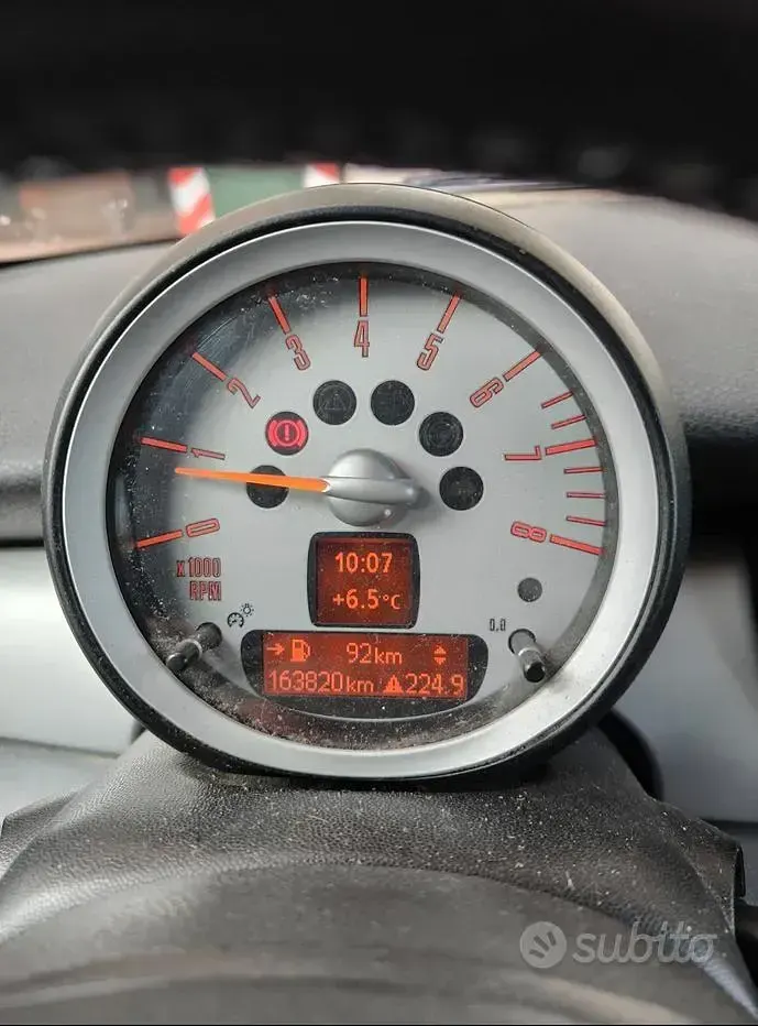 Usata Mini Cooper 122 CV (89 kW) 2010 Utilitaria