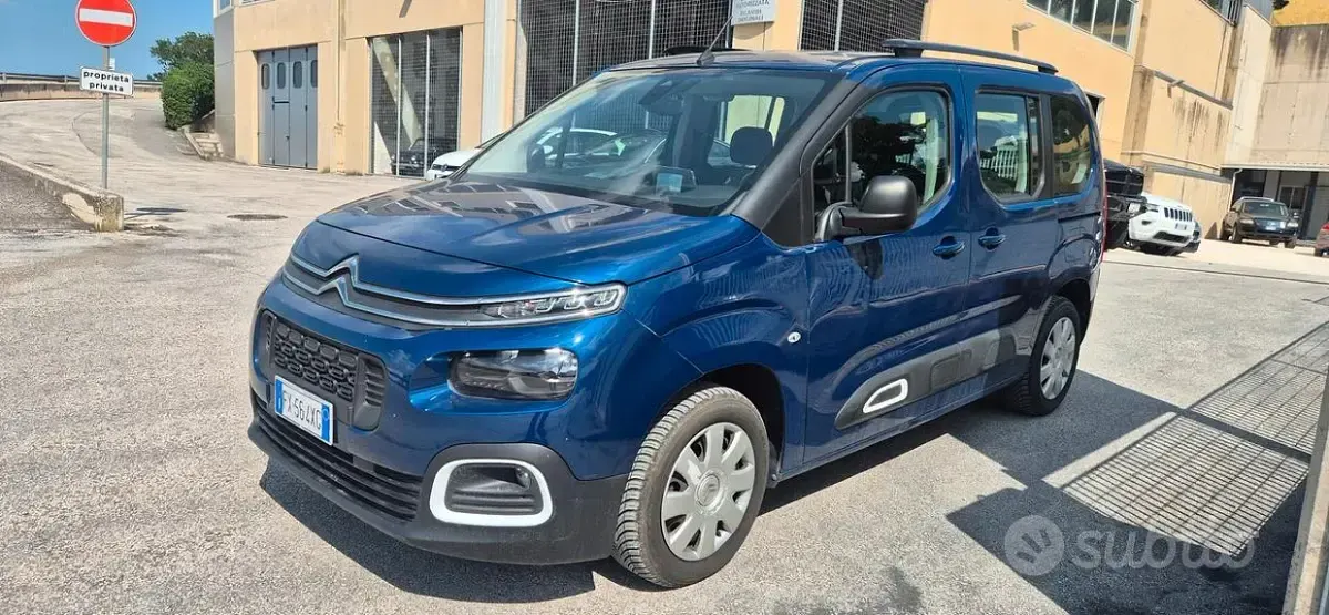Usata Citroën Berlingo Live 102 CV (75 kW) 2019 Bluazzurro Monovolume