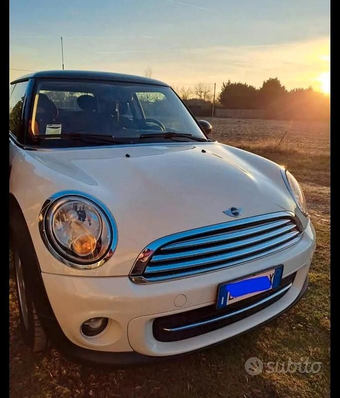 Usata Mini Cooper 110 CV (80 kW) 2012 Utilitaria