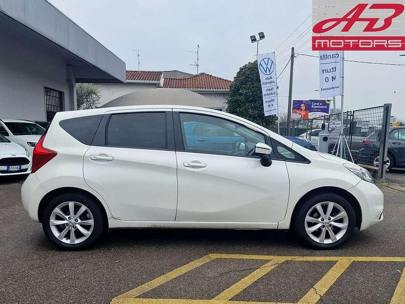 Usata Nissan Note S 98 CV (72 kW) 2015 Bianco Utilitaria