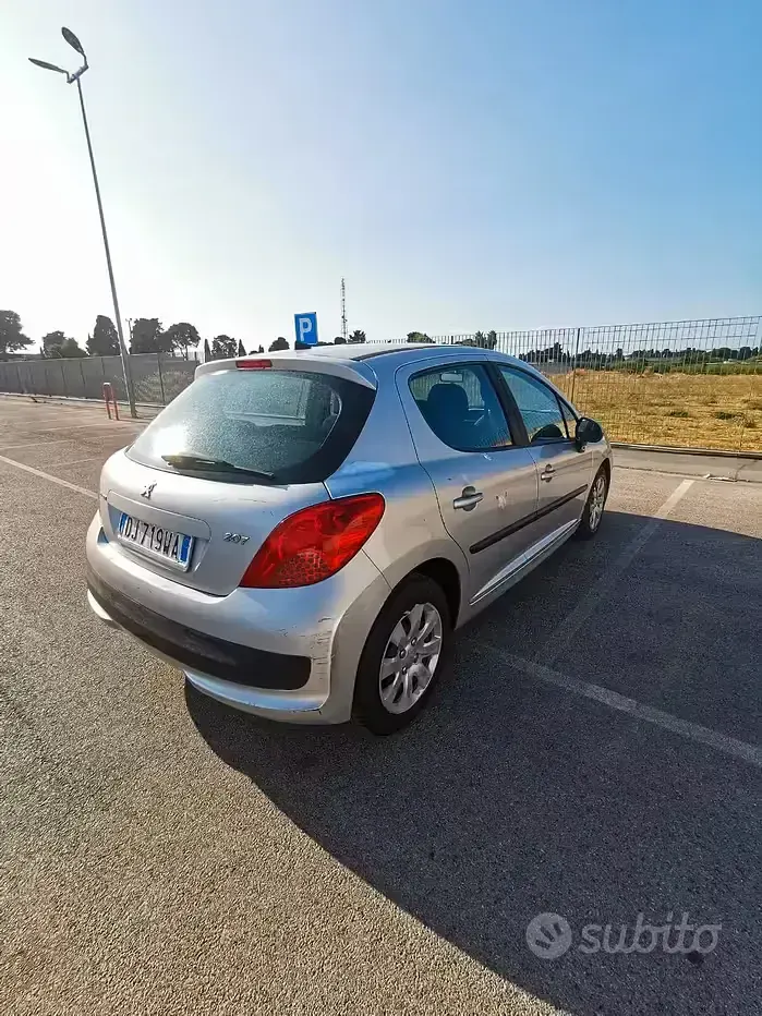 Usata Peugeot 207 68 CV (50 kW) 2007 Grigio Berlina