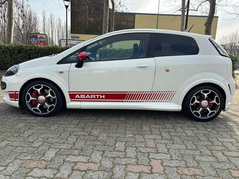 Usata Abarth Punto Evo 165 CV (121 kW) 2010 Bianco Utilitaria