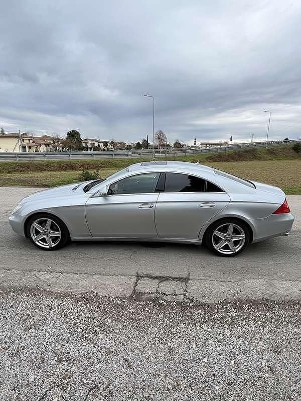 Usata Mercedes CLS320 224 CV (164 kW) 2006 Berlina