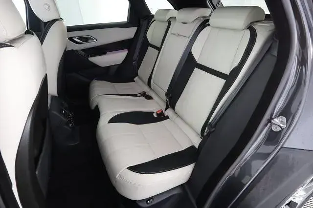 Usata Land Rover Range Rover Velar R-Dynamic 241 CV (177 kW) 2018 Carpathian grey SUV