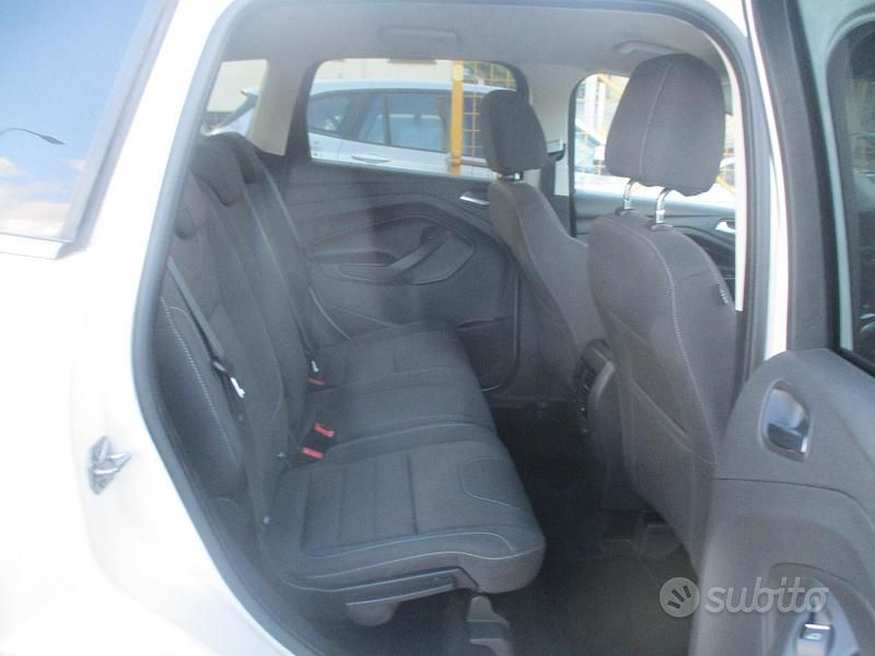 Occasion Ford Kuga 140 ch (102 kW) 2013 Blanc SUV