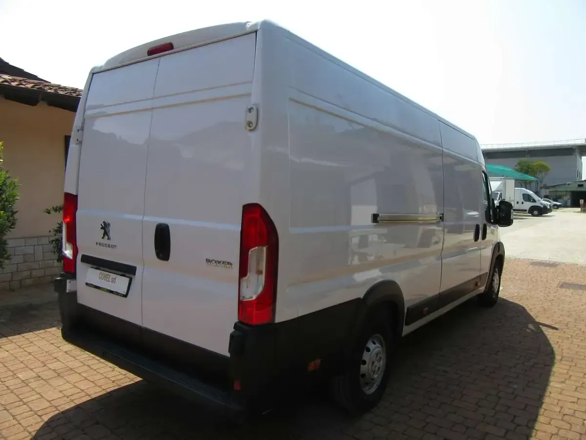 Usata Peugeot Boxer 140 CV (102 kW) 2023 Bianco Furgone