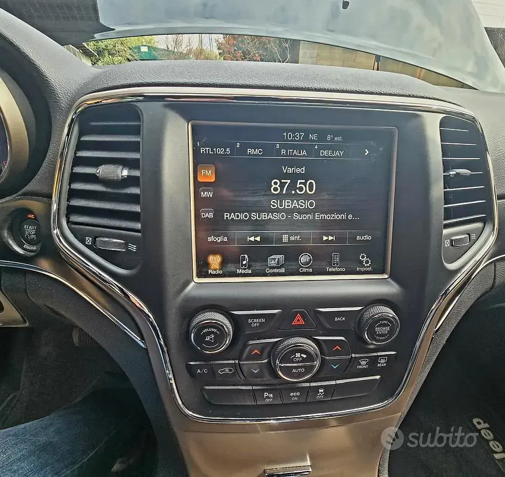 Usata Jeep Cherokee 250 CV (183 kW) 2014 Nero SUV