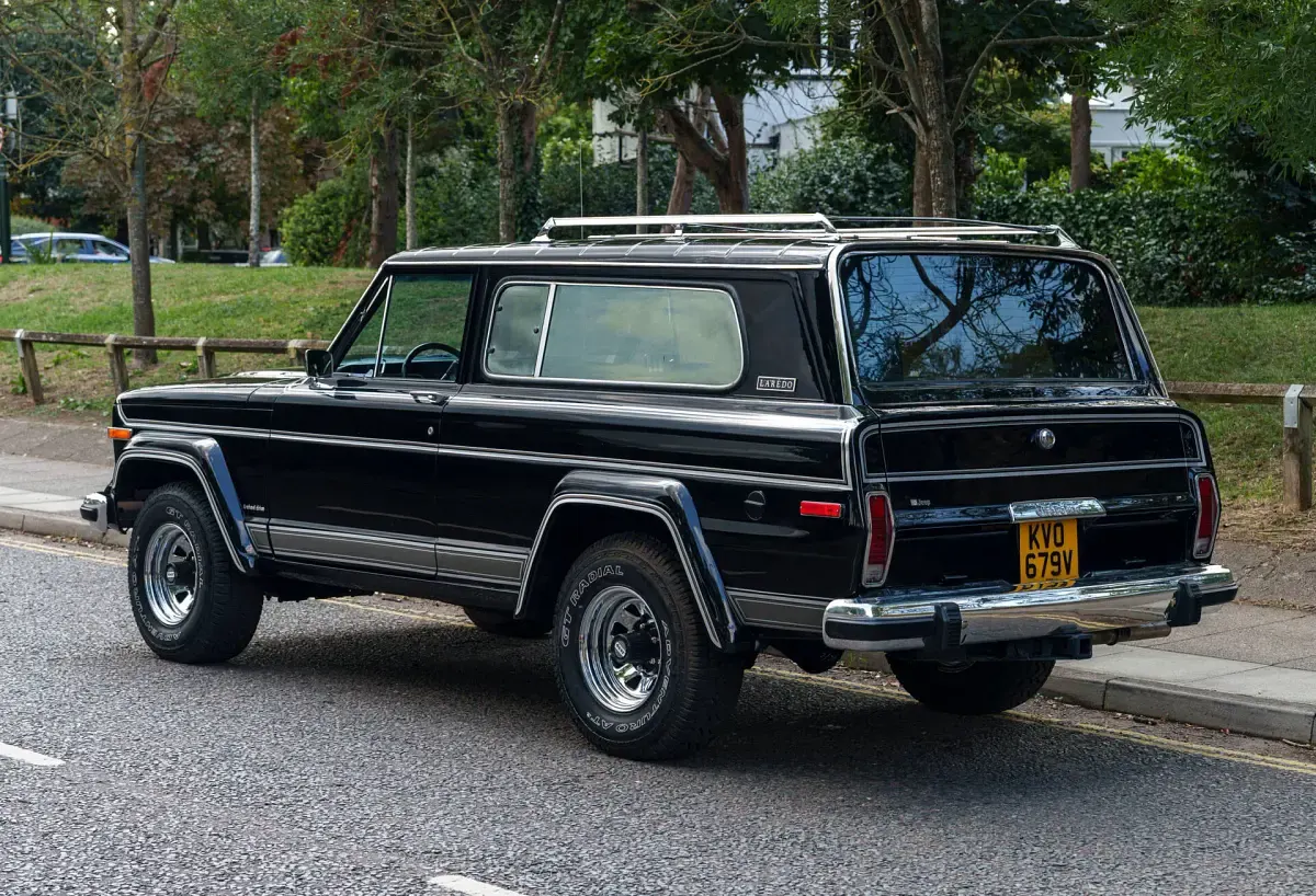 Usata Jeep Cherokee Laredo 112 CV (82 kW) 1970 Nero SUV