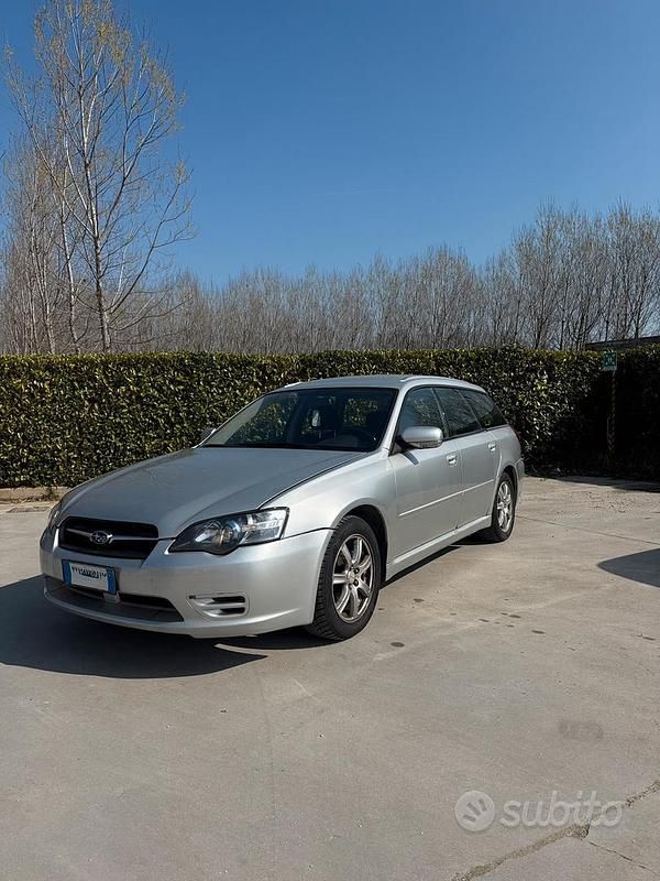 Usata Subaru Legacy 115 CV (84 kW) 2024 Grigio Berlina