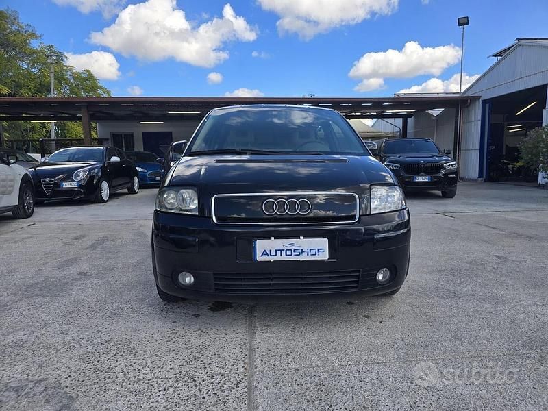 Usata Audi A2 75 CV (55 kW) 2003 Nero Utilitaria