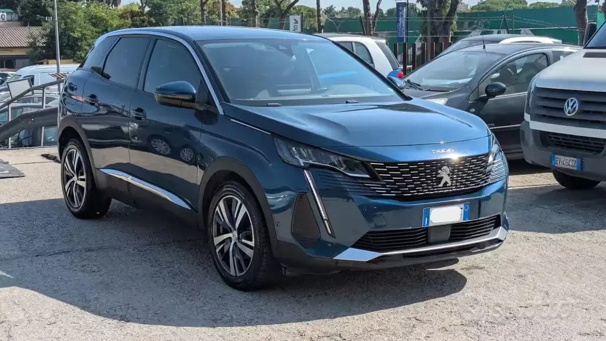 Usata Peugeot 3008 Allure 131 CV (96 kW) 2021 Bluazzurro SUV