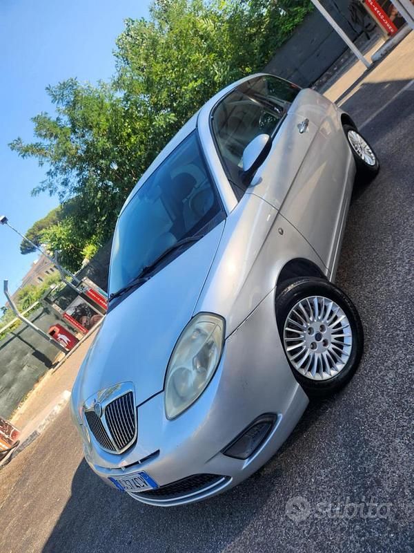 Usata Lancia Ypsilon 2007 Grigio Utilitaria