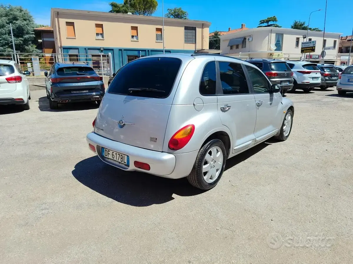 Usata Chrysler PT Cruiser Limited 141 CV (103 kW) 2001 Grigio Berlina