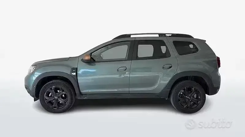 Usata Dacia Duster Extreme 101 CV (74 kW) 2024 Verde scuro SUV