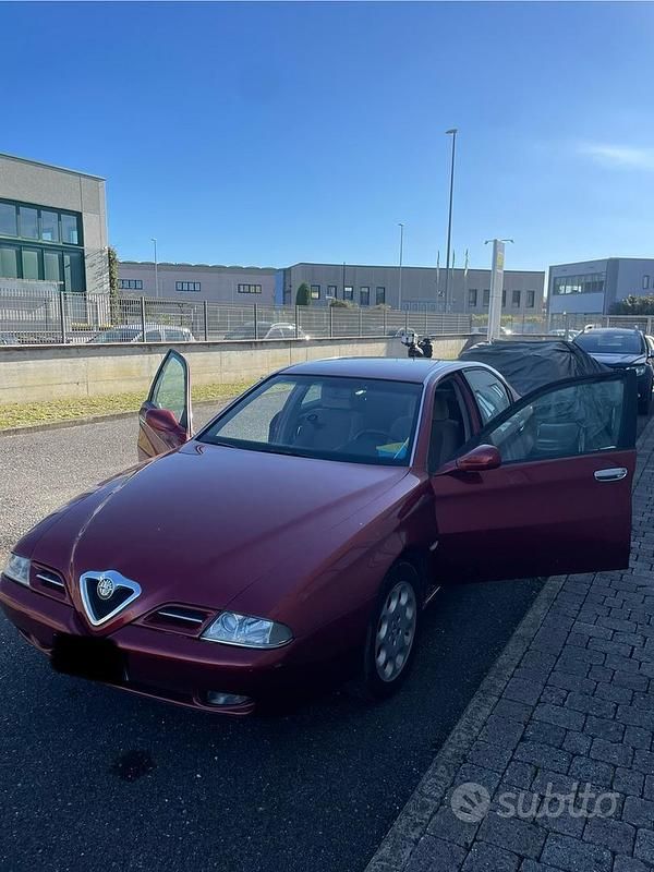 Usata Alfa Romeo 166 155 CV (114 kW) 2001 Berlina