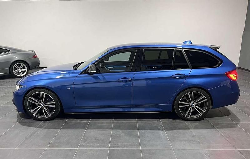 Usata BMW 318 M Sport 150 CV (110 kW) 2016 Blu/azzurro Station wagon