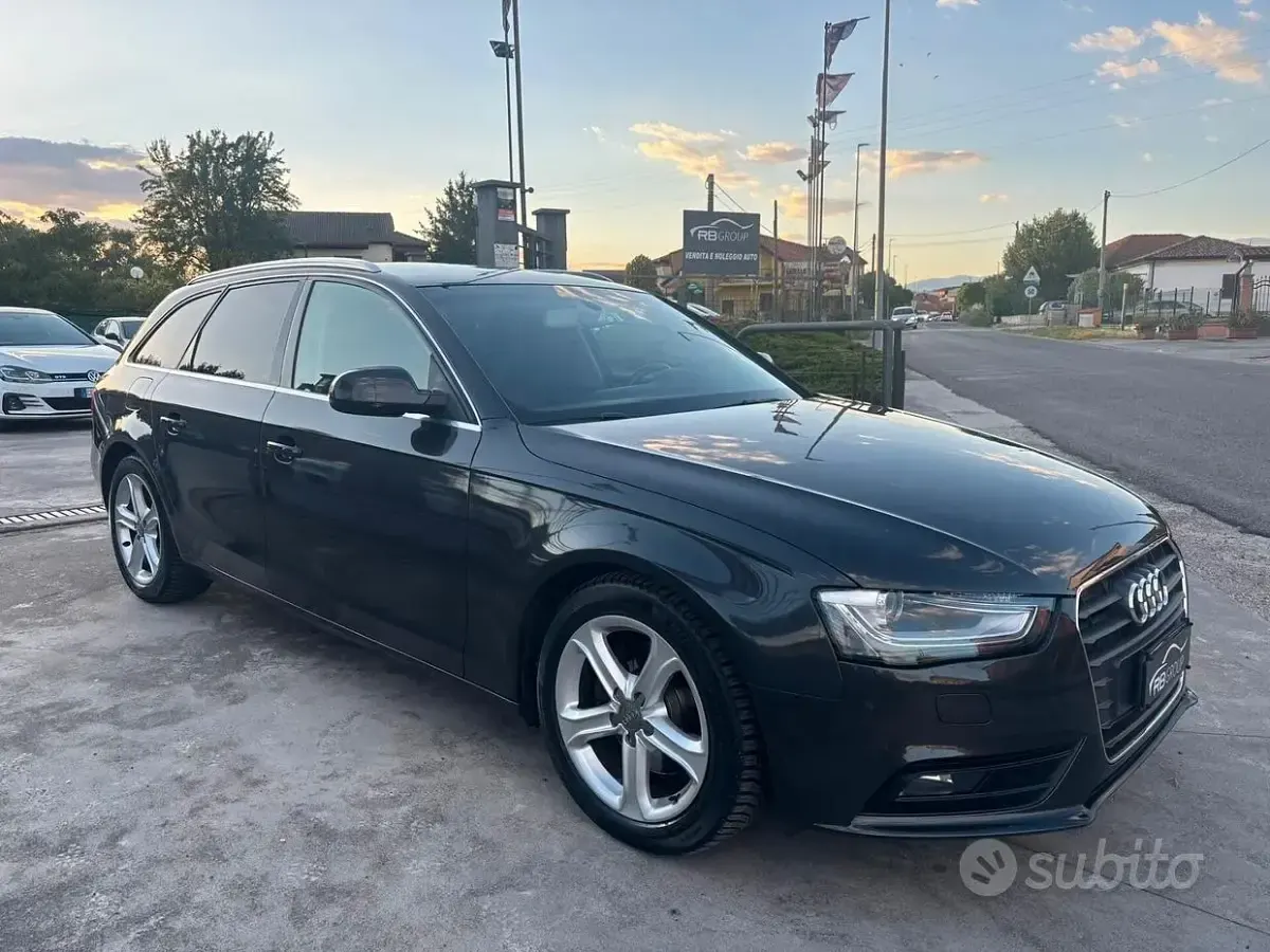 Usata Audi A4 Advanced 143 CV (105 kW) 2013 Grigio Station wagon