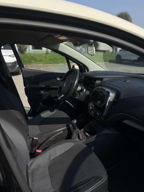 Usata Renault Captur 90 CV (66 kW) 2015 SUV