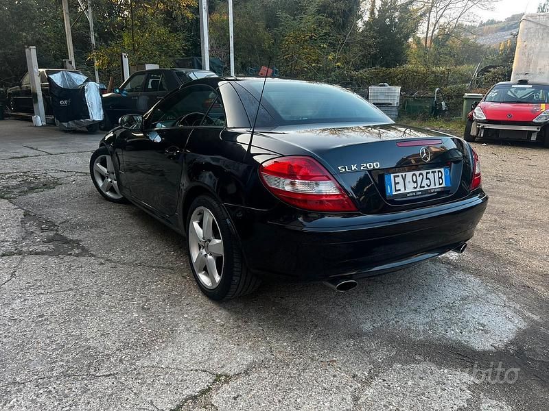 Usata Mercedes SLK200 163 CV (119 kW) 2004 Cabrio