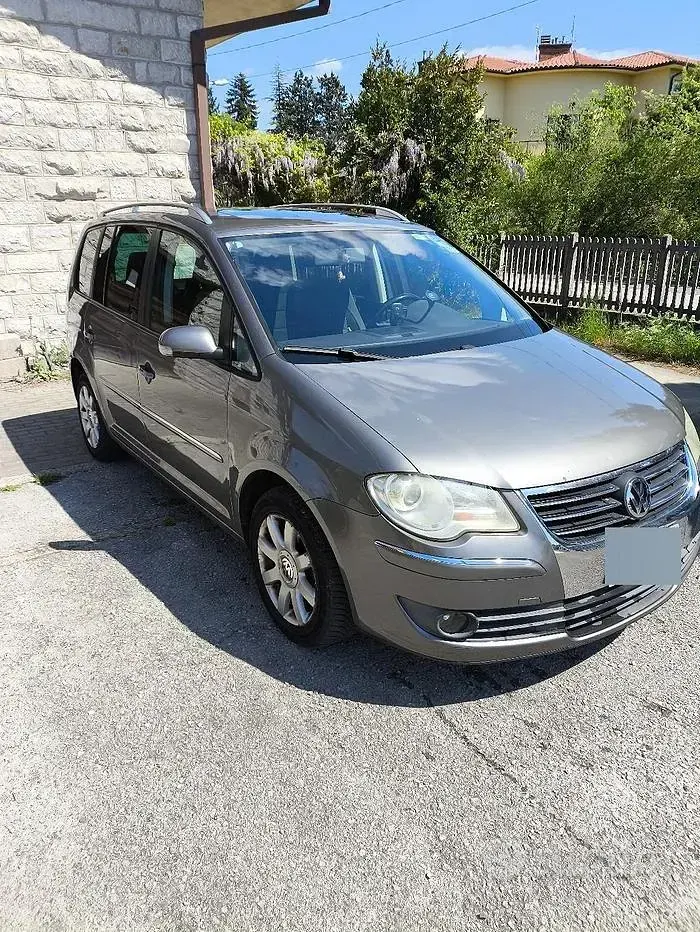 Usata VW Touran Highline 140 CV (102 kW) 2007 Grigio Monovolume