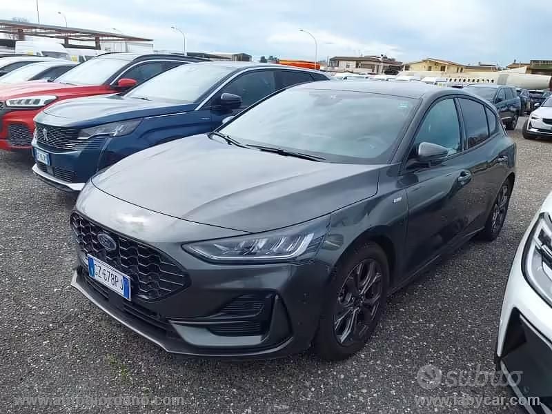 Usata Ford Focus ST-Line 125 CV (91 kW) 2025 Grigio Berlina