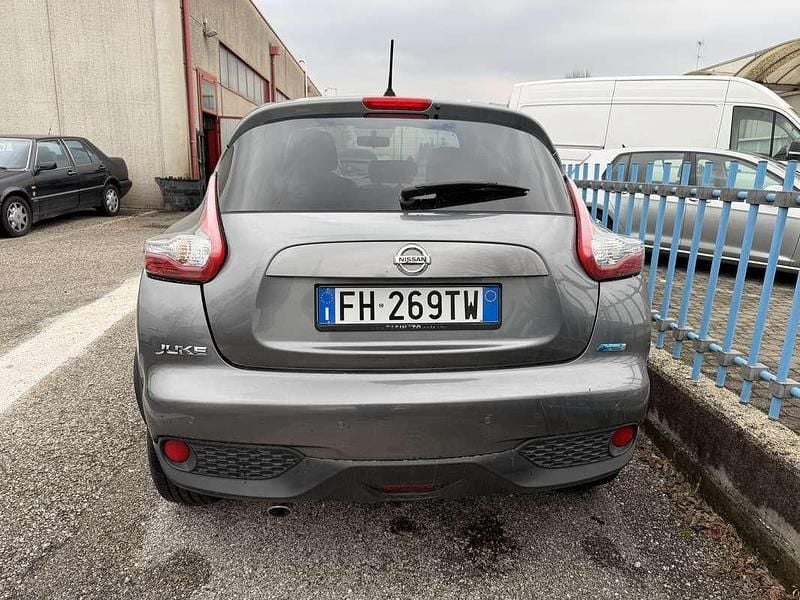 Usata Nissan Juke Acenta 110 CV (80 kW) 2016 Grigio SUV