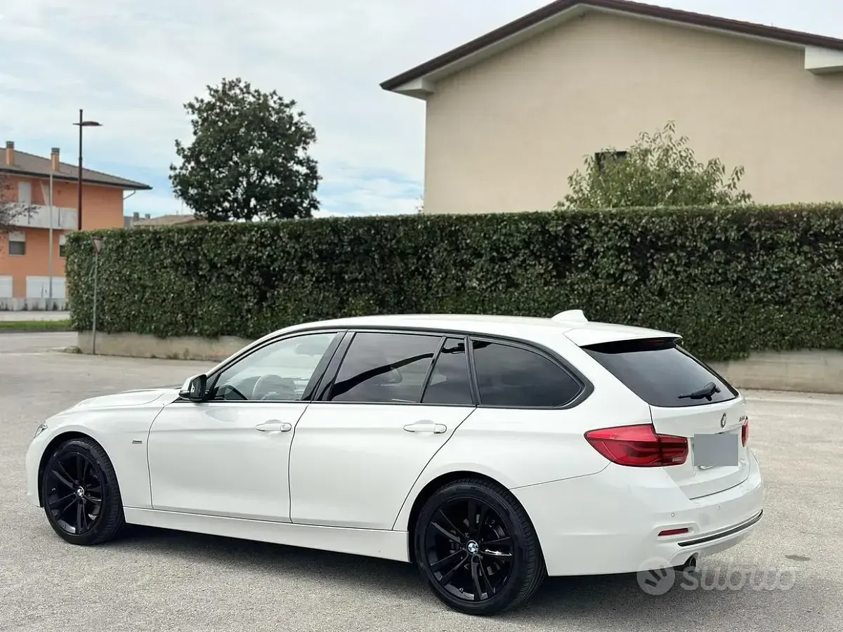 Usata BMW 318 Sport Line 150 CV (110 kW) 2018 Bianco Station wagon