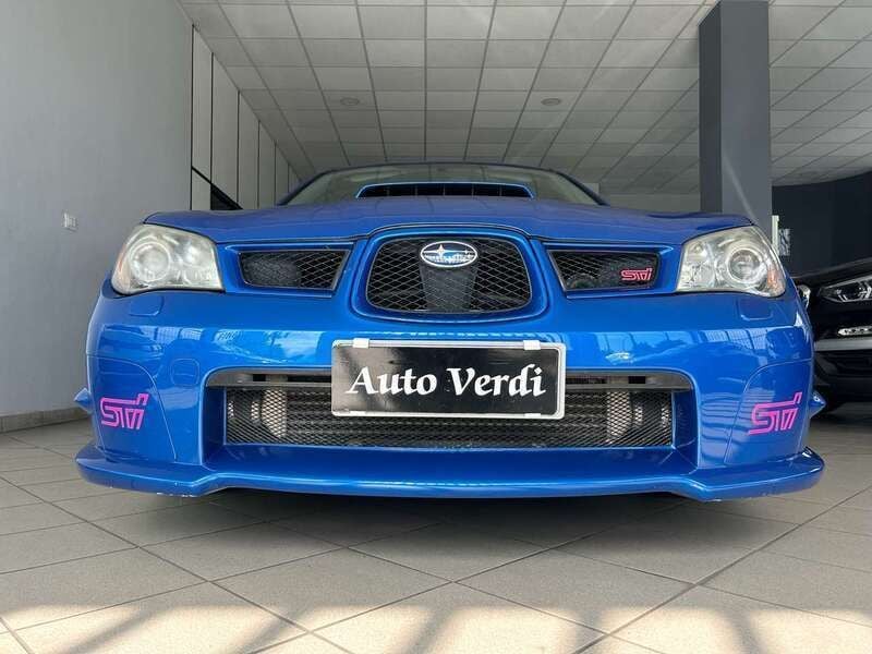 Usata Subaru Impreza 280 CV (205 kW) 2001 Blu/azzurro Berlina