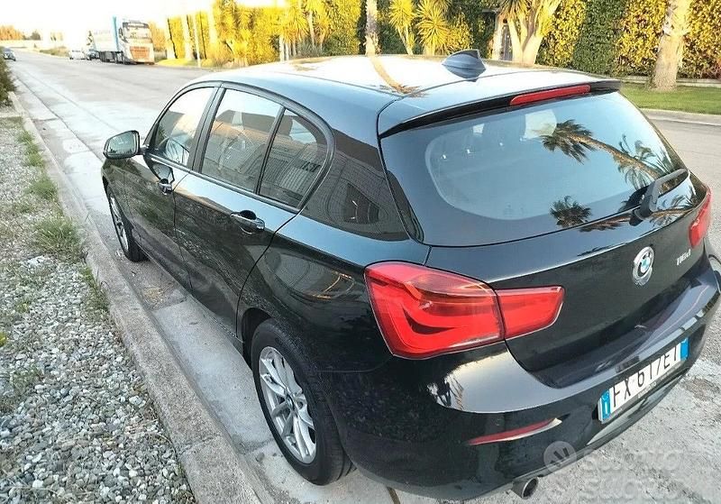 Usata BMW 118 Efficient Dynamics 150 CV (110 kW) 2019 Nero Utilitaria