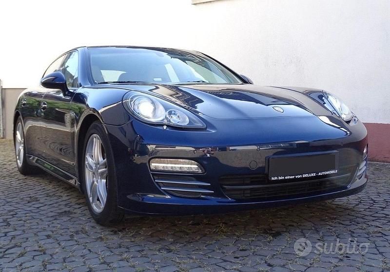 Usata Porsche Panamera 300 CV (220 kW) 2010 Blu Utilitaria