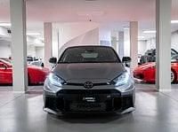 Usata Toyota Yaris 280 CV (205 kW) 2024 Grigio scuro metallizzato Utilitaria
