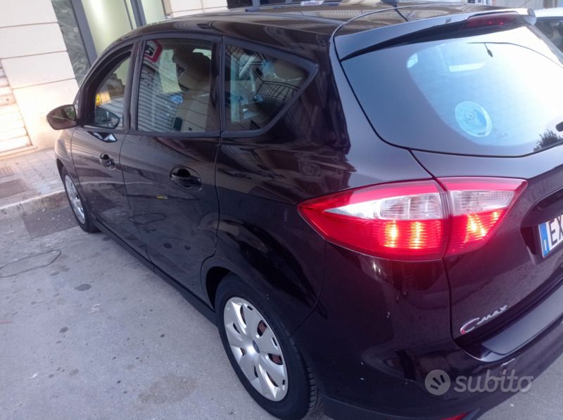 Usata Ford C-MAX 115 CV (84 kW) 2014 Nero Monovolume