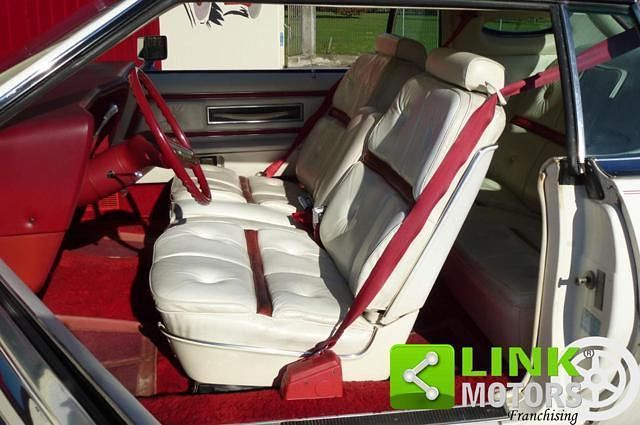 Usata Lincoln Continental 220 CV (161 kW) 1976 Bianco Coupé