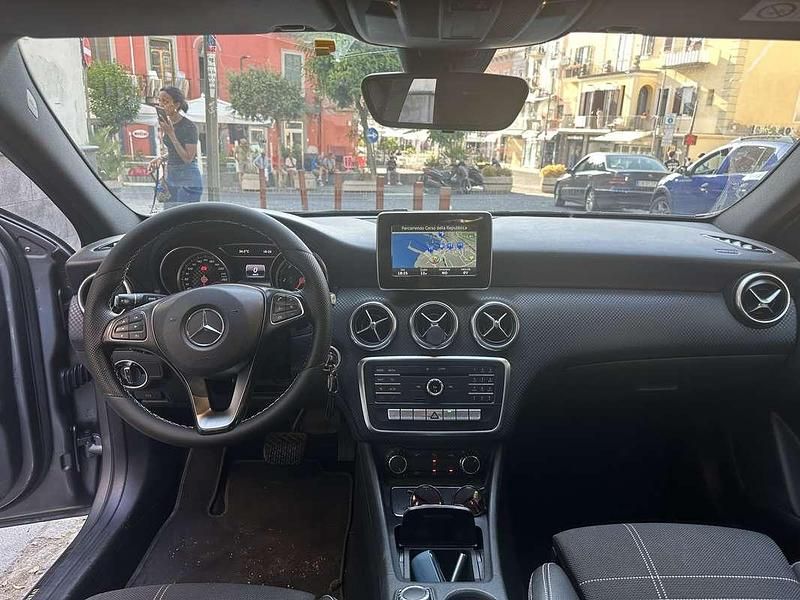 Usata Mercedes A200 Business 136 CV (100 kW) 2016 Berlina