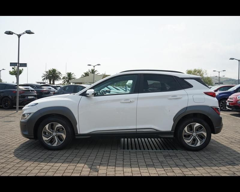 Usata Hyundai Kona 141 CV (103 kW) 2022 Bianco SUV