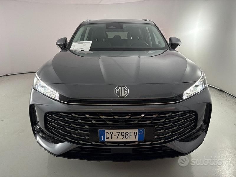 Usata MG HS Luxury 170 CV (125 kW) 2025 Grigio SUV