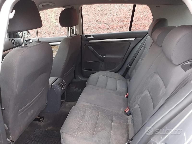 Usata VW Golf V 2005 Grigio Utilitaria