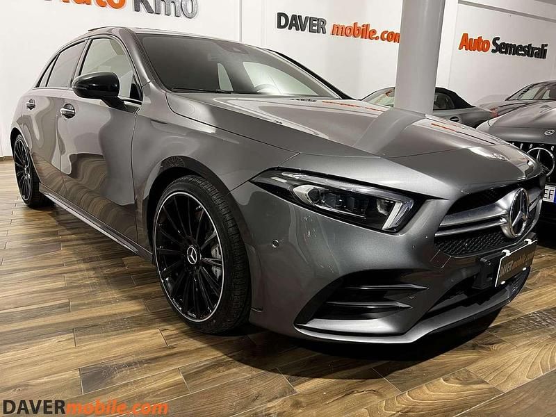 Grigio Usata 2022 Mercedes A35 AMG AMG Due volumi | 38.700 € (Ottimo prezzo) - Immagine 1/4