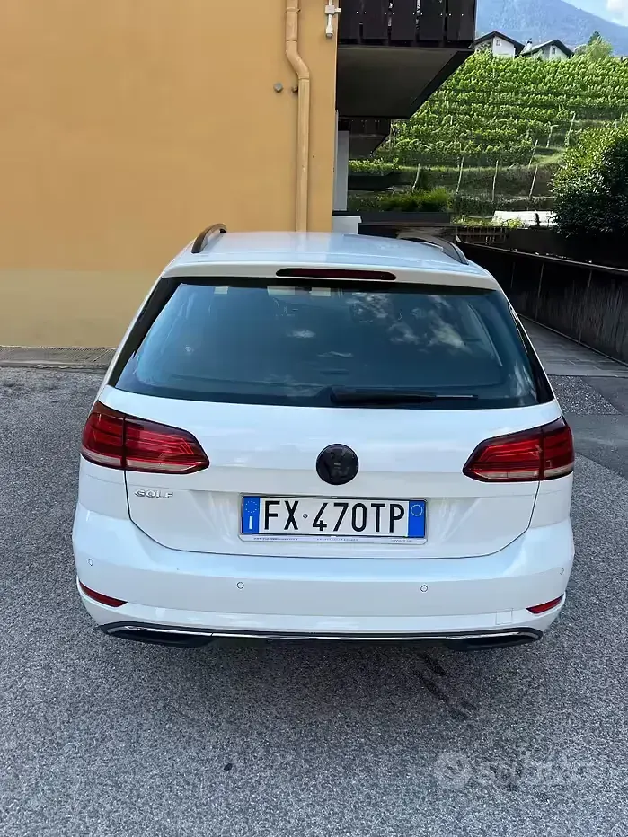 Usata VW Golf VII Comfortline 150 CV (110 kW) 2019 Bianco Station wagon