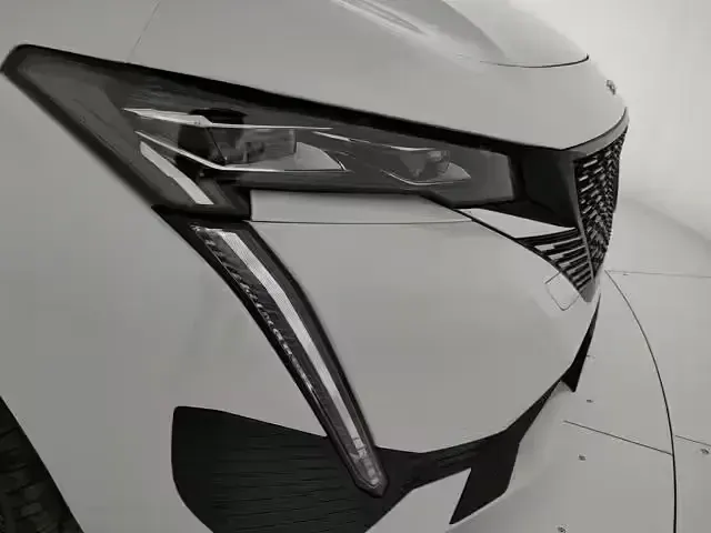Nuova Peugeot 308 GT 130 CV (95 kW) 2026 Bianco Berlina
