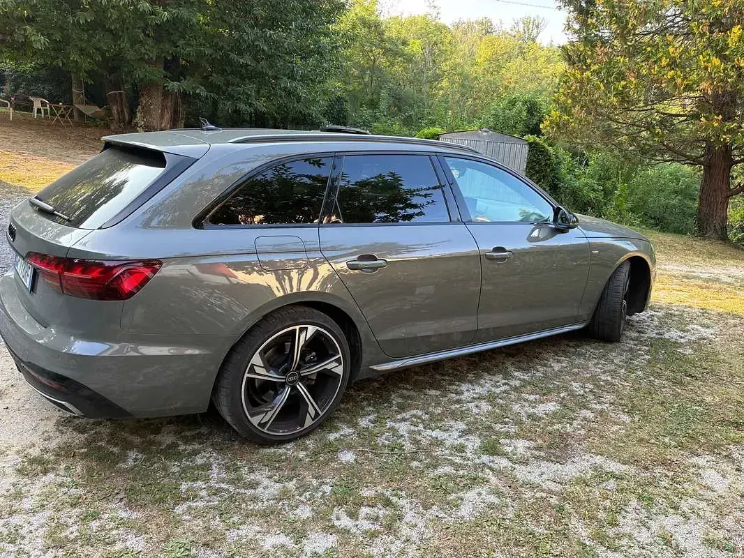 Usata Audi A4 S-Line 163 CV (119 kW) 2023 Grigio Station wagon