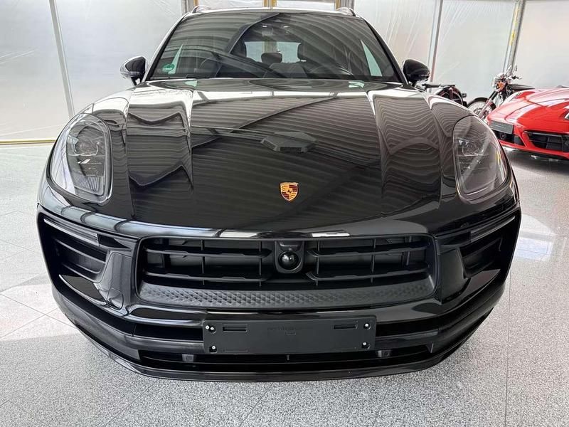 Usata Porsche Macan Sport 265 CV (194 kW) 2022 Nero profondo SUV