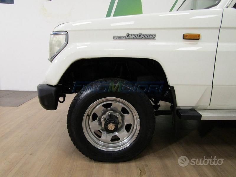 Usata Toyota Land Cruiser 90 CV (66 kW) 1992 Bianco SUV