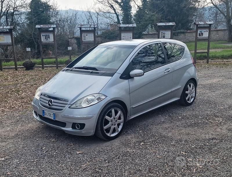 Usata Mercedes A200 Avantgarde 140 CV (102 kW) 2005 Grigio Berlina