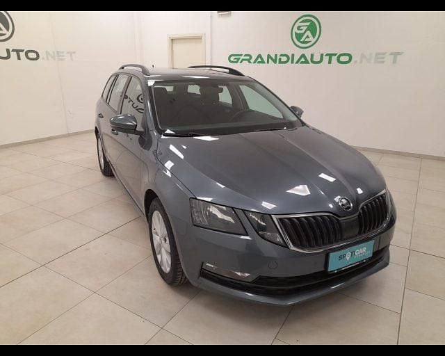 Usata Skoda Octavia G-TEC Ambition 110 CV (80 kW) 2018 Argento Station wagon