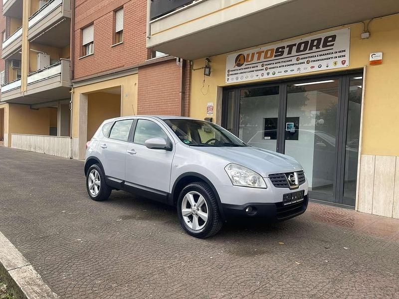 Argento Usata 2008 Nissan Qashqai Tekna SUV | 5990 € (Buon prezzo) - Immagine 1/4