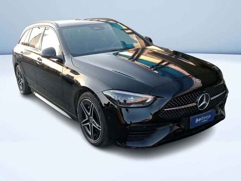 Usata Mercedes 220 Premium 200 CV (147 kW) 2023 Nero pastello Station wagon
