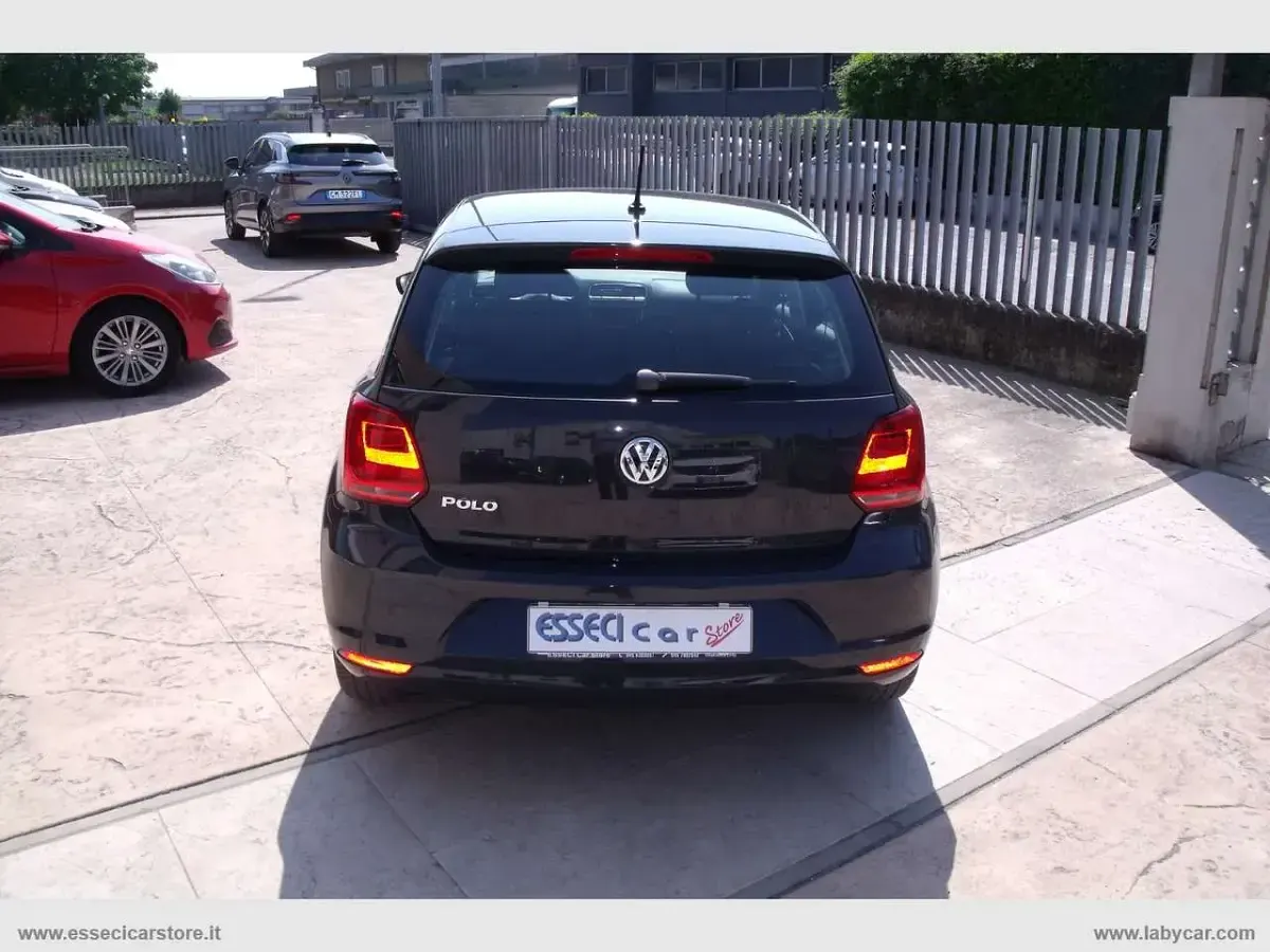 Usata VW Polo Comfortline 75 CV (55 kW) 2014 Grigio Berlina
