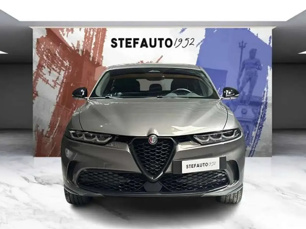Usata Alfa Romeo Tonale Sprint 131 CV (96 kW) 2024 Grigio SUV